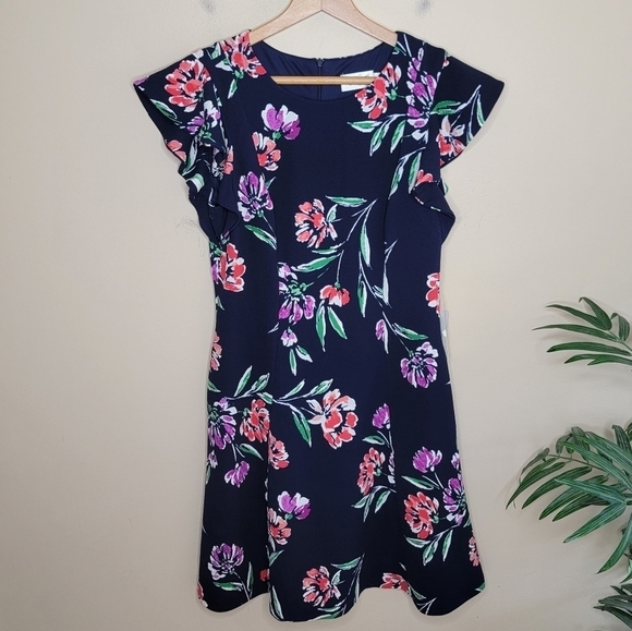 NWT Eliza J | Dark Navy Floral Dress with Flutter Sleeves Size 8 - Picture 1 of 6